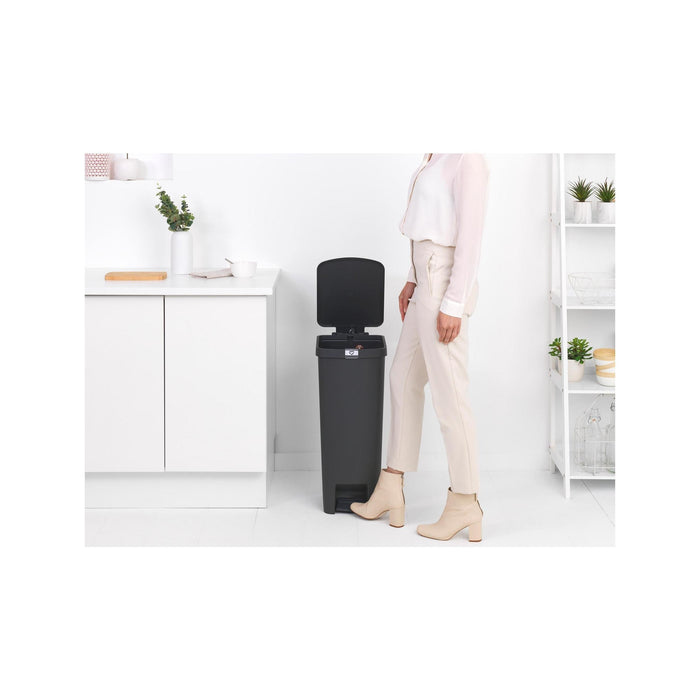 Balde de Lixo 40L StepUp-Brabantia-Home Story